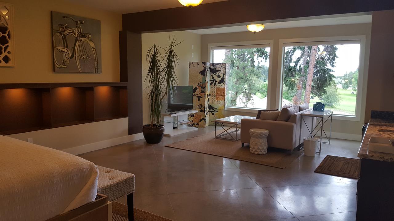 Teehouse Bed & Breakfast West Kelowna Zewnętrze zdjęcie